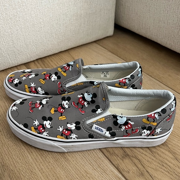 Vans x Disney ✩ Mickey Mouse Frost Grey Classic Slip On Shoes - Picture 7 of 11